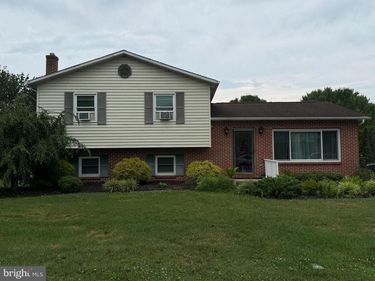56 WINGERT ROAD, WYOMISSING, PA 19610