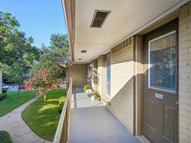 11128 Valleydale Drive, Unit C, Dallas, TX 75230