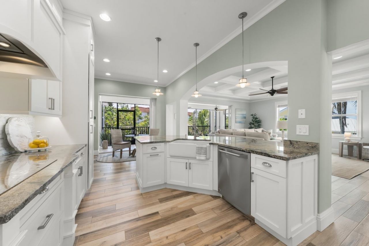 1114 Seagrape Ln, Sanibel, FL 33957 Photo