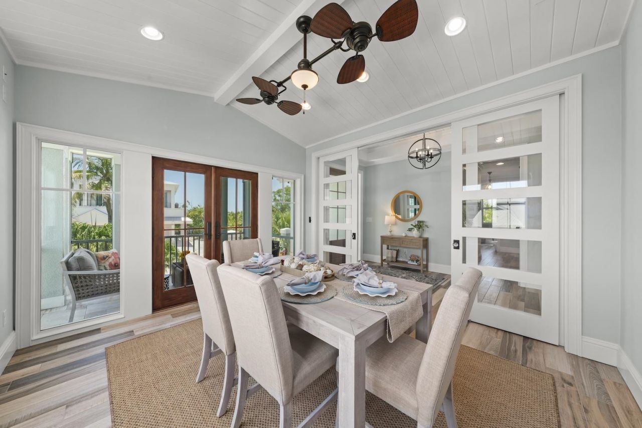 1114 Seagrape Ln, Sanibel, FL 33957 Photo