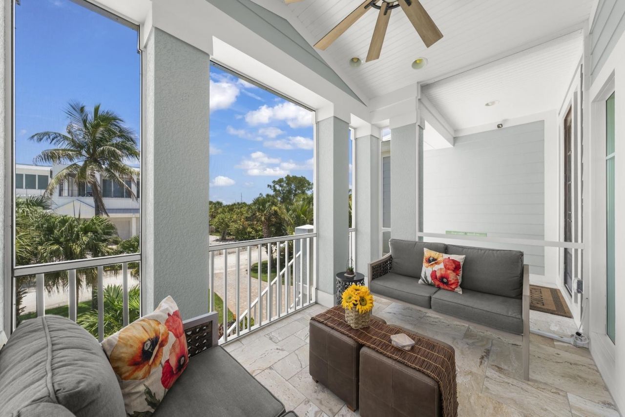 1114 Seagrape Ln, Sanibel, FL 33957 Photo