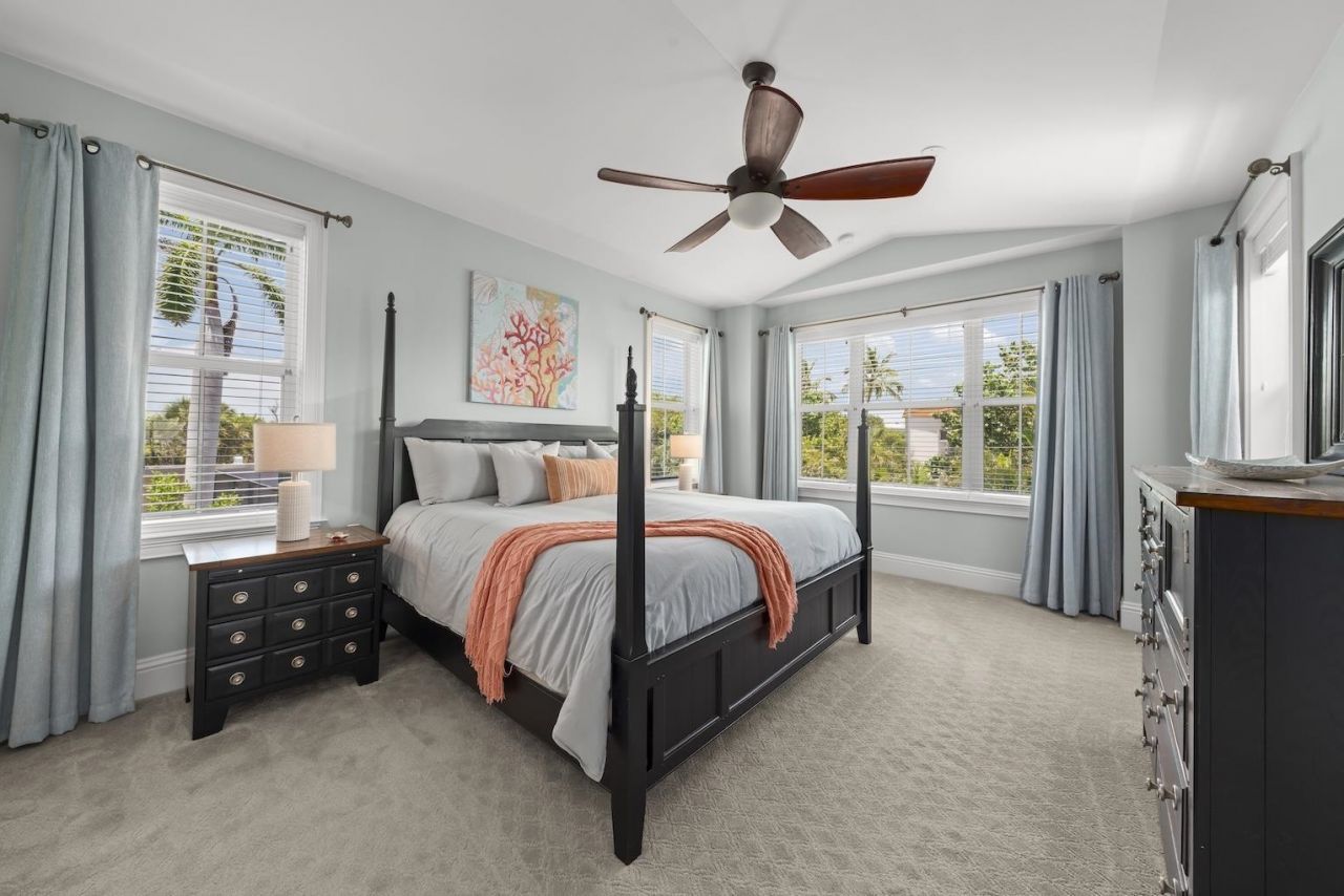 1114 Seagrape Ln, Sanibel, FL 33957 Photo