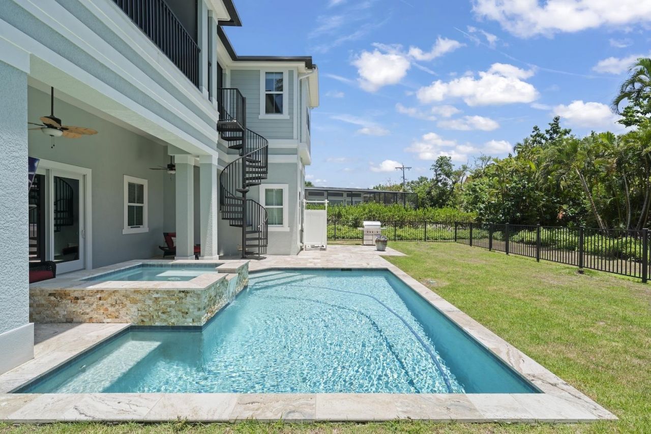1114 Seagrape Ln, Sanibel, FL 33957 Photo