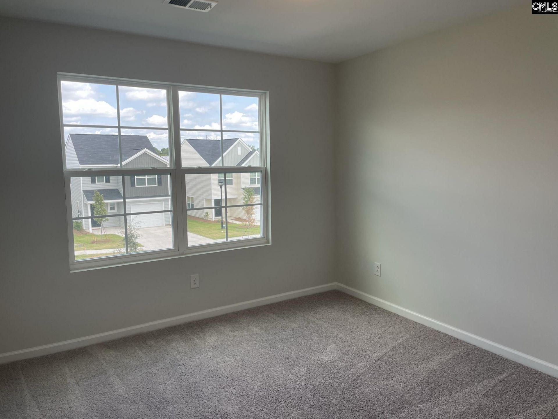 422 Eclipse Lane  Photo 9
