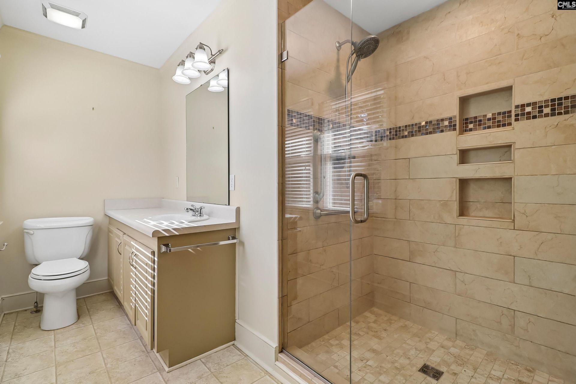 1422 Cedar Terrace Photo 13