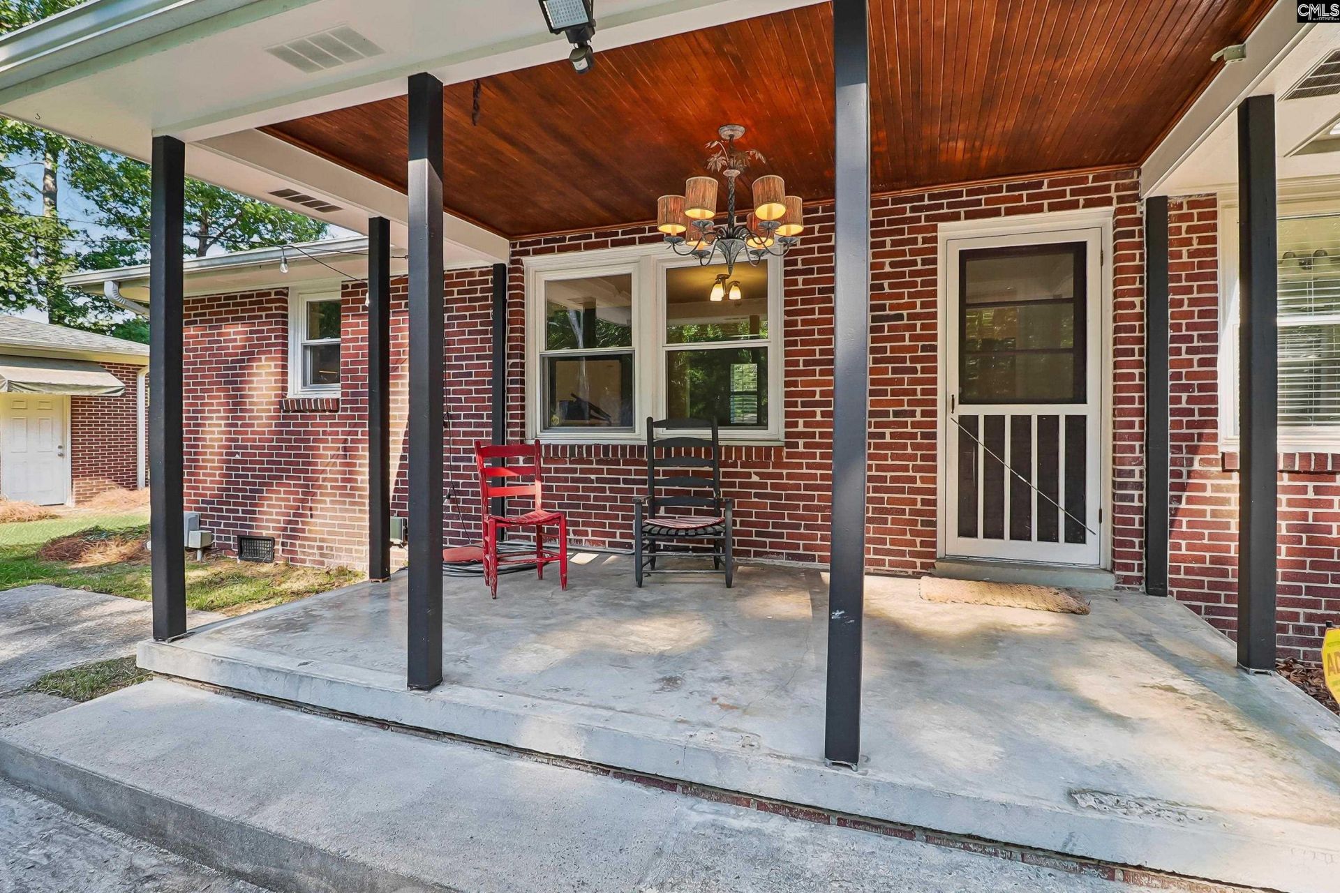 1422 Cedar Terrace Photo 6