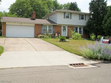 1120 20th Street SW, Massillon, OH 44647