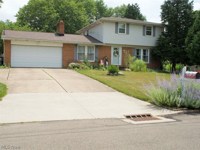 1120 20th Street SW, Massillon, OH 44647 Photo 1