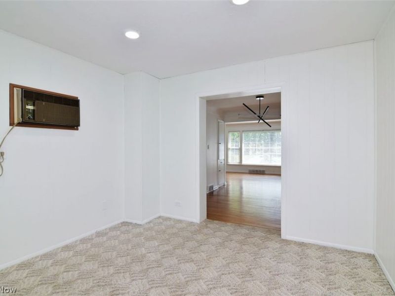 2400 Channing Road, University Heights, OH 44118 Photo 11