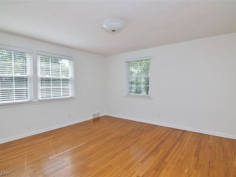 2400 Channing Road, University Heights, OH 44118 Photo 17