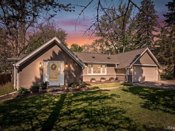3525 Buss Drive, Commerce Twp, MI 48390
