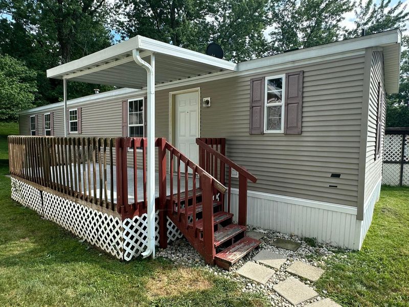 67 Hampton Lane, Reynoldsburg, OH 43068 Photo 1