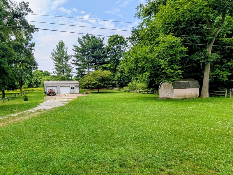 1714 Carl Drive , Lancaster, OH 43130 Photo 3
