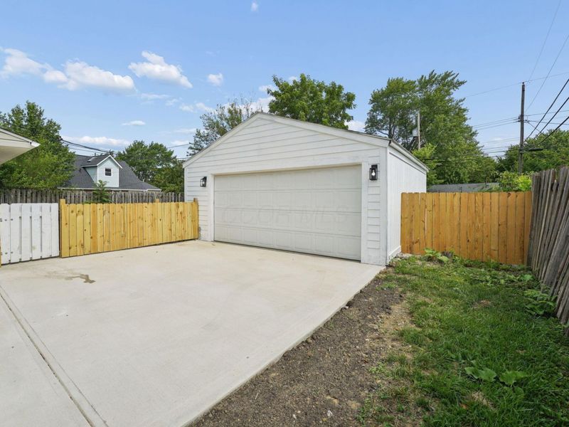 5198 Longview Drive, Hilliard, OH 43026 Photo 3