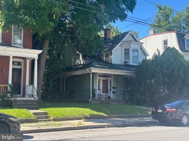 650 W PHILADELPHIA STREET, YORK, PA 17401