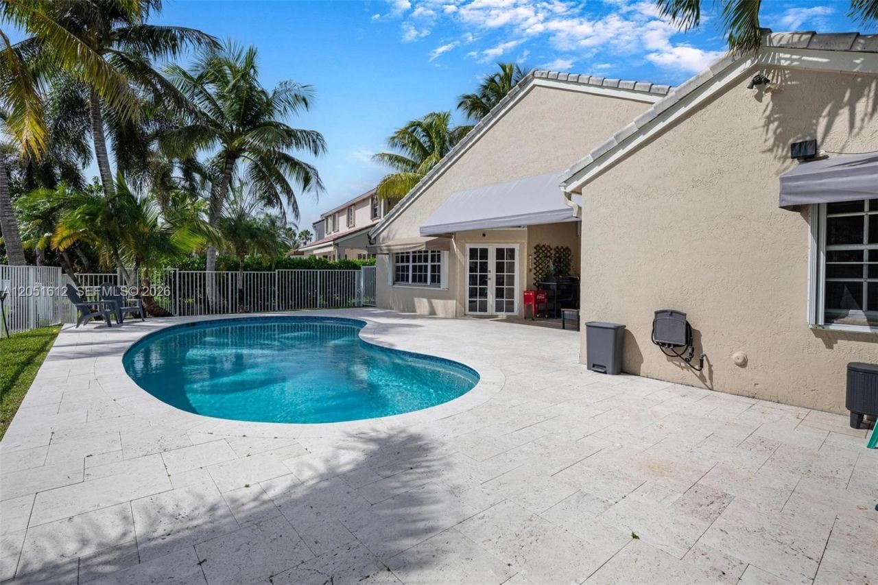 1045 Cedar Falls Dr, Weston, FL 33327 Photo