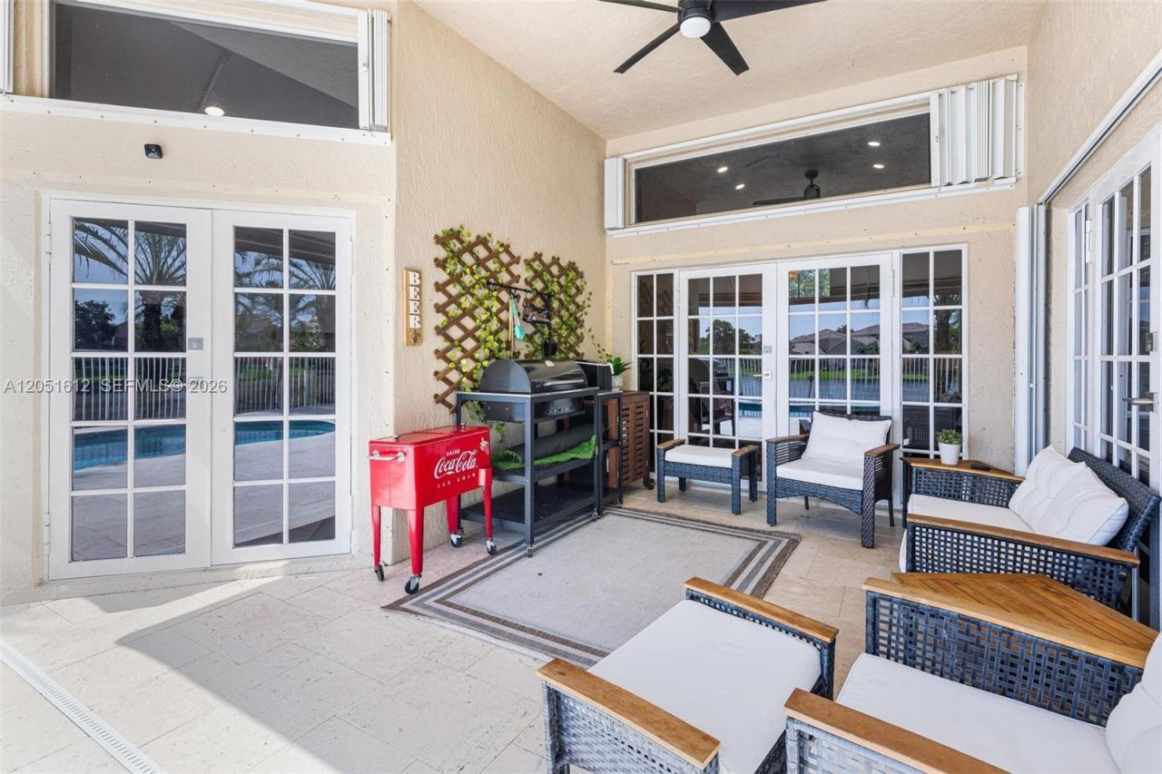 1045 Cedar Falls Dr, Weston, FL 33327 Photo