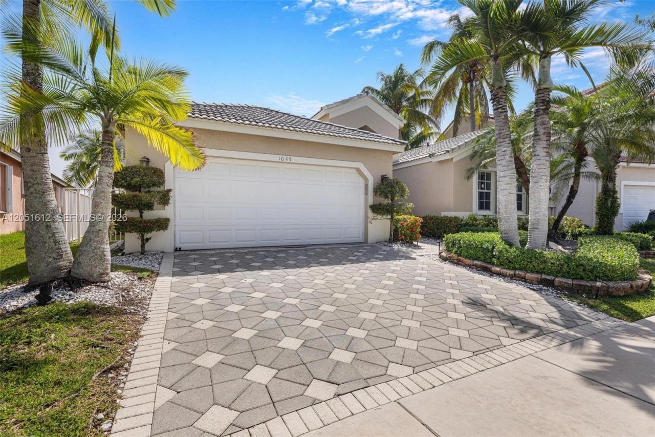 1045 Cedar Falls Dr, Weston, FL 33327 Photo