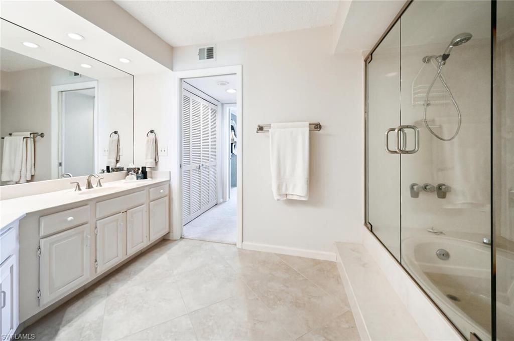 4551 Gulf Shore Blvd N, Unit 1001, Naples, FL 34103 Photo