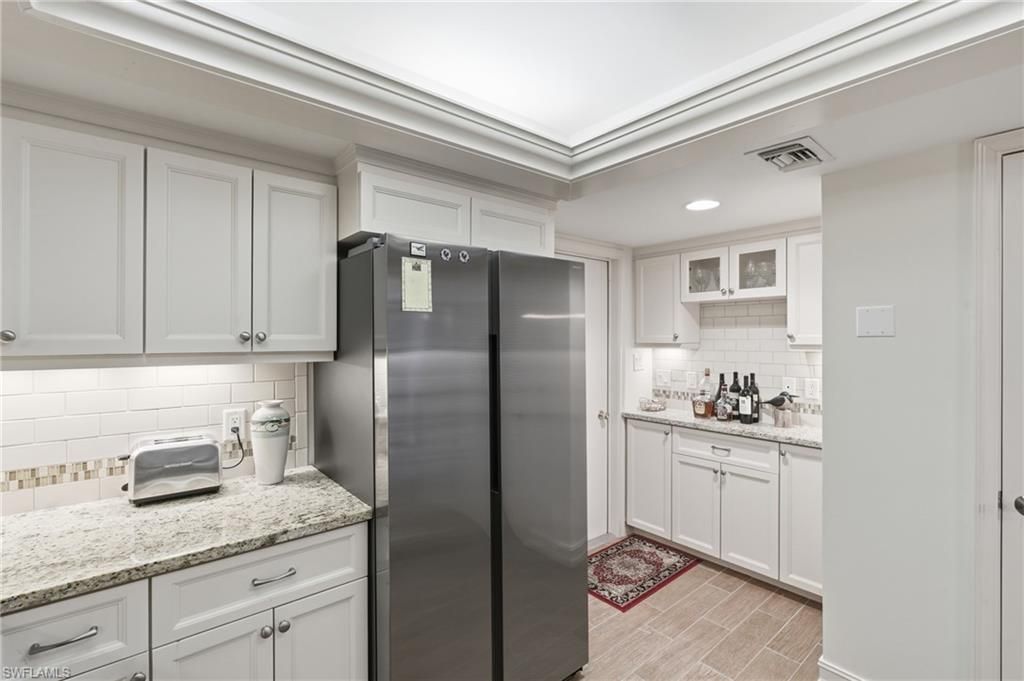 3951 Gulf Shore Blvd N, Unit 700, Naples, FL 34103 Photo