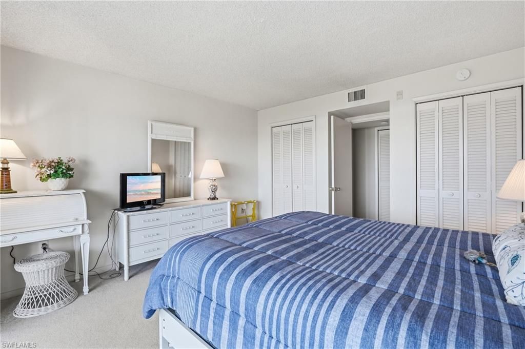 3951 Gulf Shore Blvd N, Unit 700, Naples, FL 34103 Photo