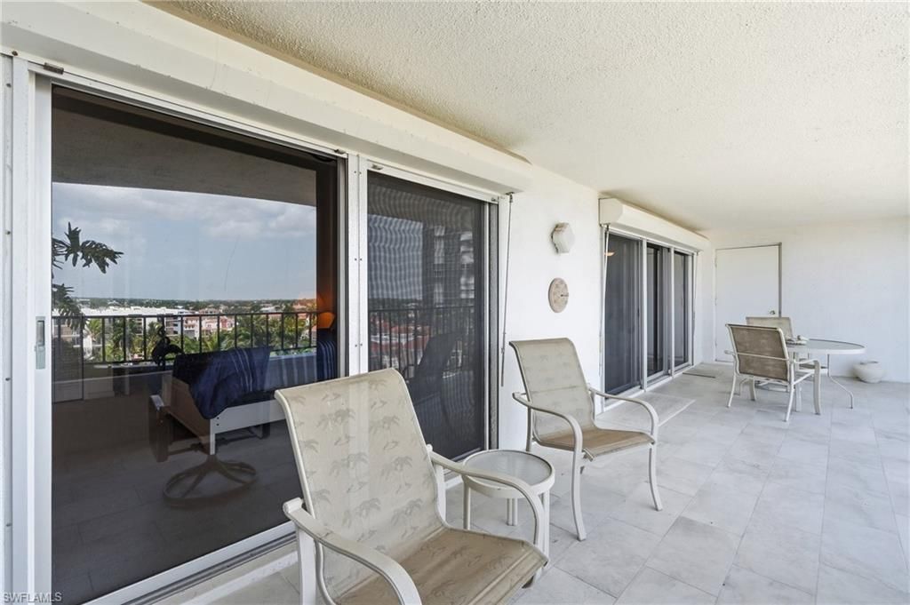 3951 Gulf Shore Blvd N, Unit 700, Naples, FL 34103 Photo