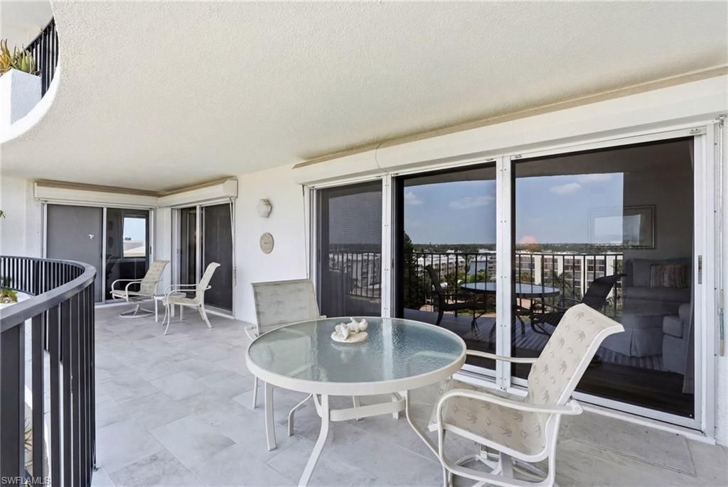 3951 Gulf Shore Blvd N, Unit 700, Naples, FL 34103 Photo