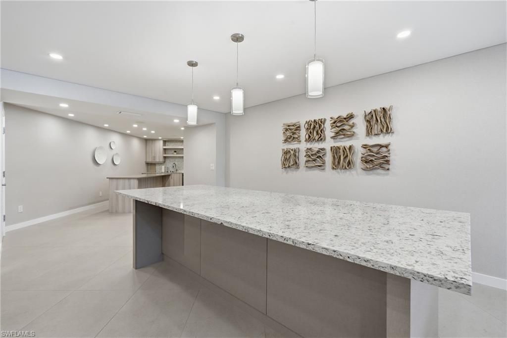 3951 Gulf Shore Blvd N, Unit 700, Naples, FL 34103 Photo