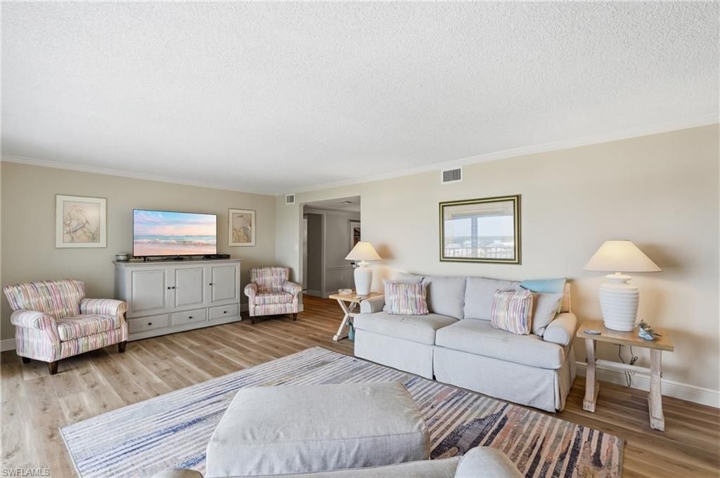 3951 Gulf Shore Blvd N, Unit 700, Naples, FL 34103 Photo