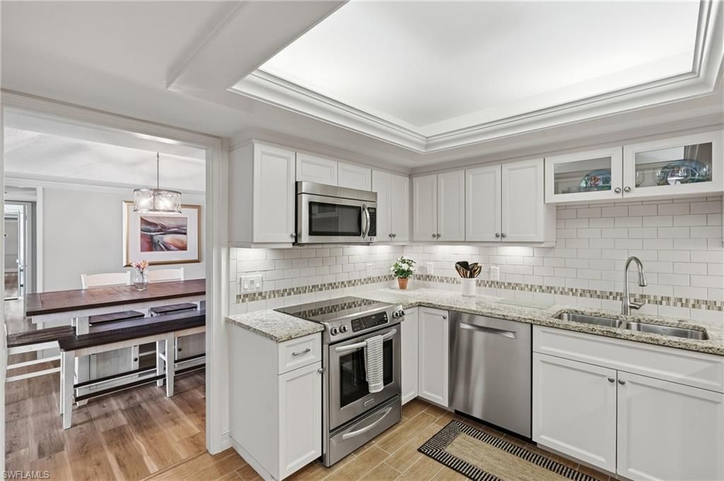 3951 Gulf Shore Blvd N, Unit 700, Naples, FL 34103 Photo