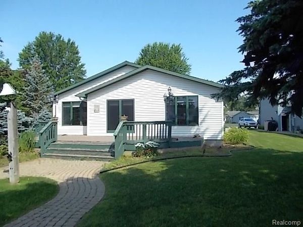 119 Pocahontas Trail, Denton Twp, MI 48651