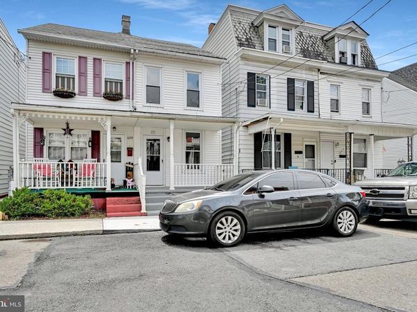 611 FAIRVIEW STREET, POTTSVILLE, PA 17901