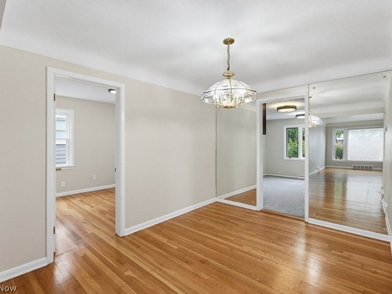 4154 Stonehaven Road, South Euclid, OH 44121 Photo 17
