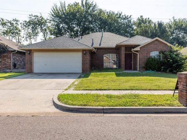 1833 Parkridge Drive, Norman, OK 73071