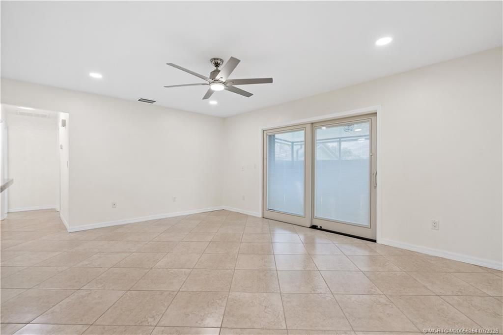 4056 NW Cinnamon Tree Circle , Jensen Beach, FL 34957 Photo