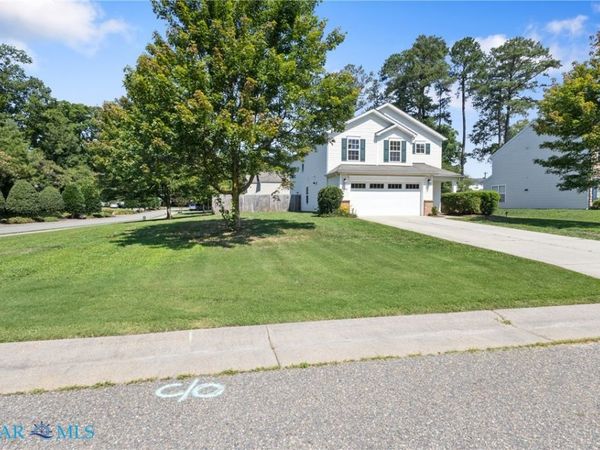 7246 Jeanne Drive , Gloucester, VA 23061