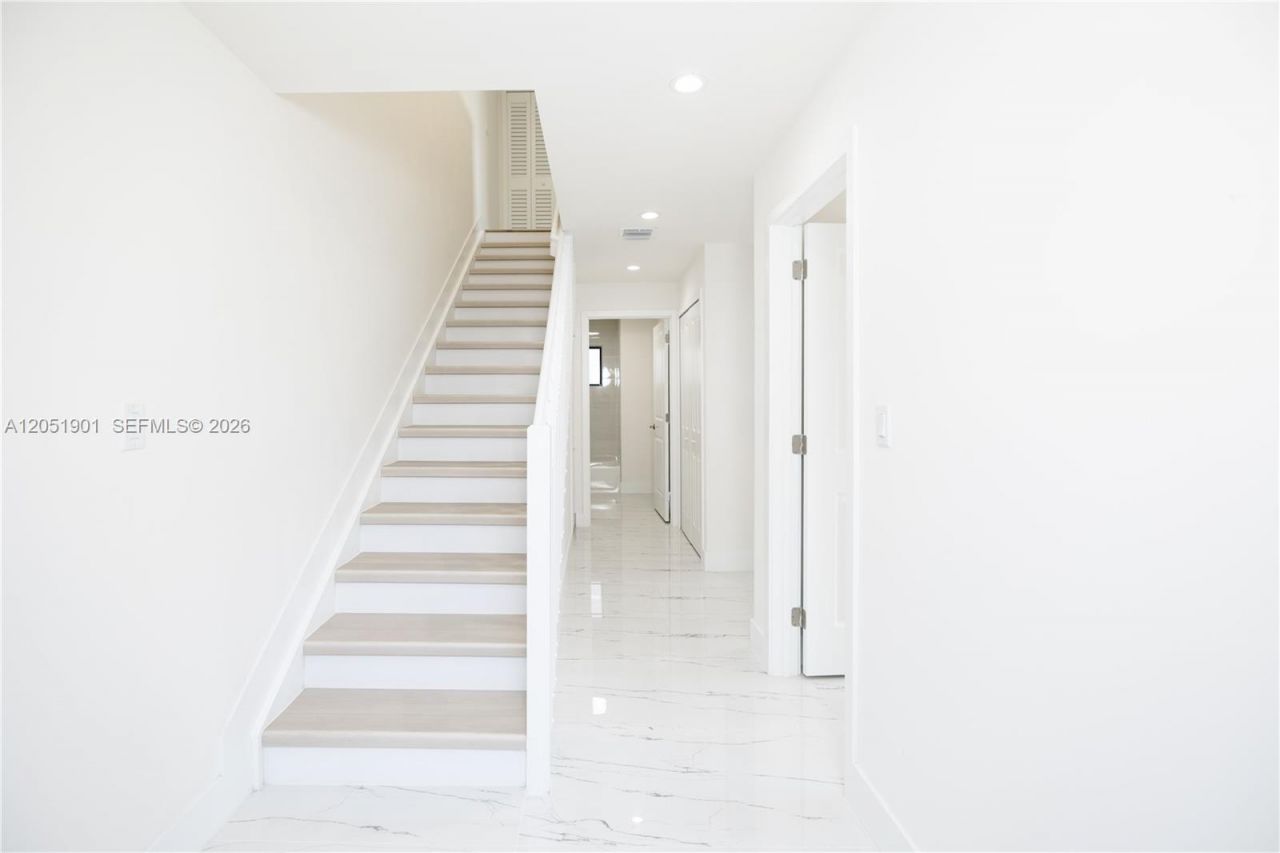 2323 NW 55th Ter, Miami, FL 33142 Photo