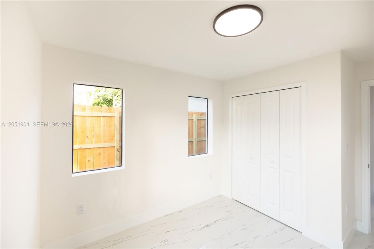 2323 NW 55th Ter, Miami, FL 33142 Photo