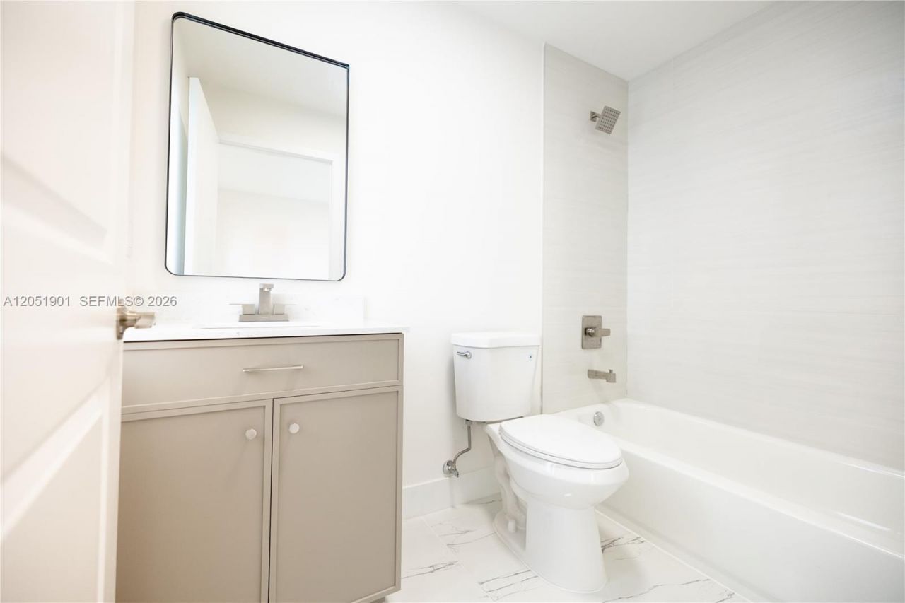 2323 NW 55th Ter, Miami, FL 33142 Photo
