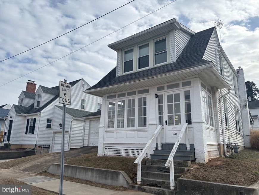 1498 W Poplar Terrace, York, PA 17404 Main Photo