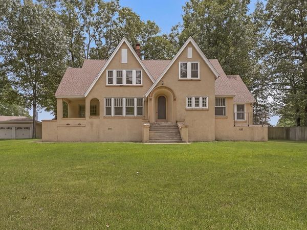 1304 Wirt , Paragould, AR 72450