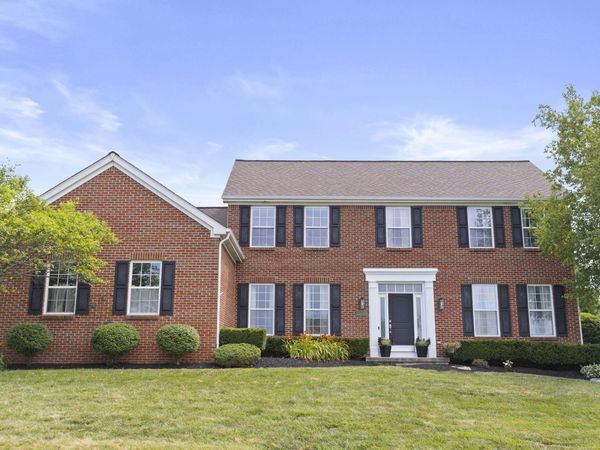 12766 Bentwood Farms Drive, Pickerington, OH 43147