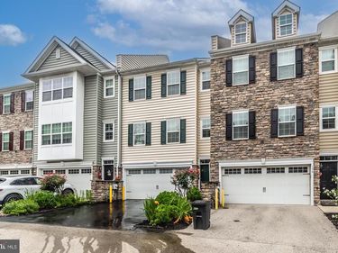 154 MOOREHEAD AVENUE, CONSHOHOCKEN, PA 19428