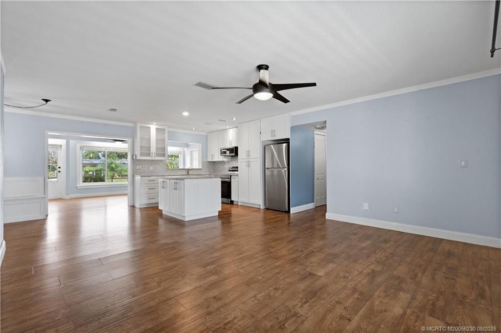 864 SE Degan Drive, Port Saint Lucie, FL 34983 Photo