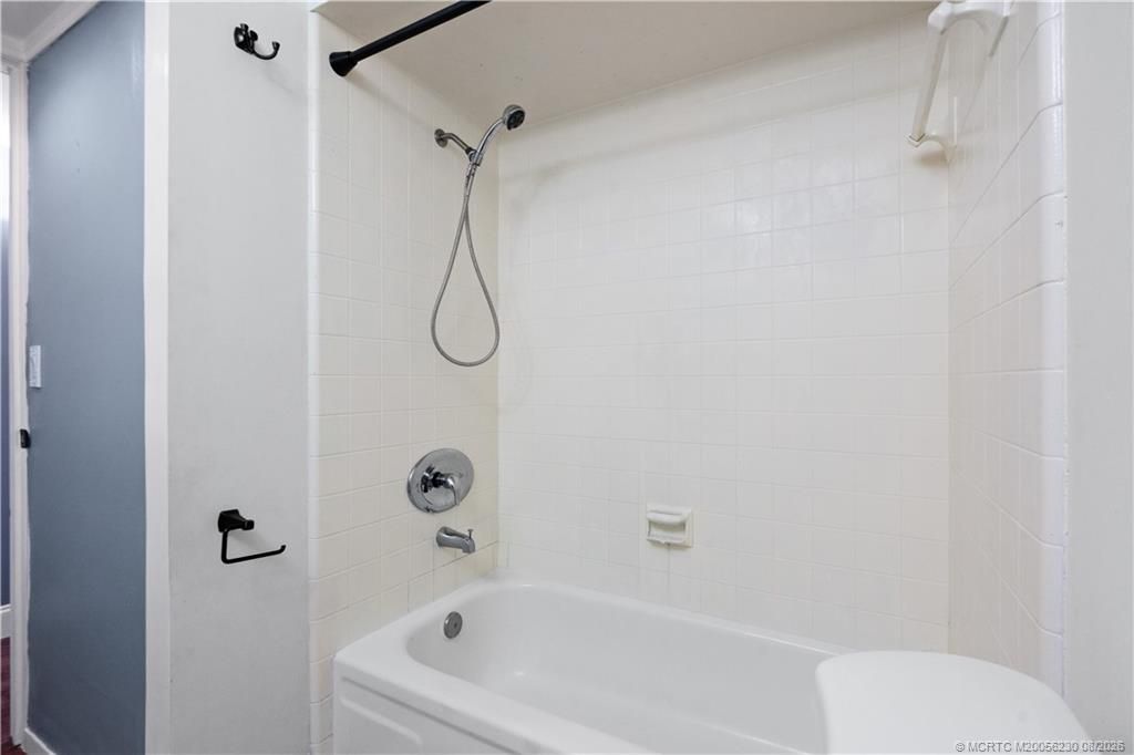 864 SE Degan Drive, Port Saint Lucie, FL 34983 Photo
