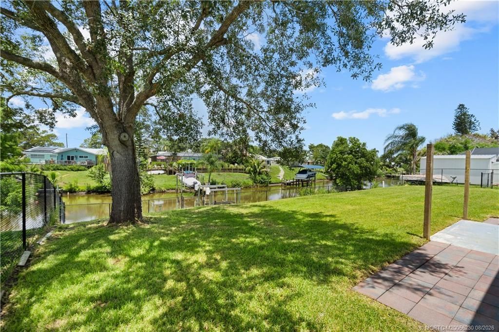 864 SE Degan Drive, Port Saint Lucie, FL 34983 Photo
