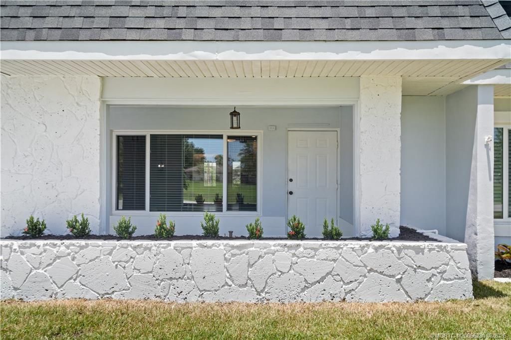 864 SE Degan Drive, Port Saint Lucie, FL 34983 Photo