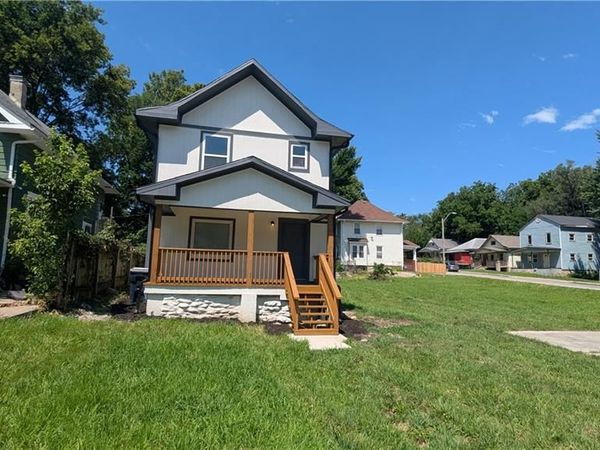 2628 College Avenue, Kansas City, MO 64127