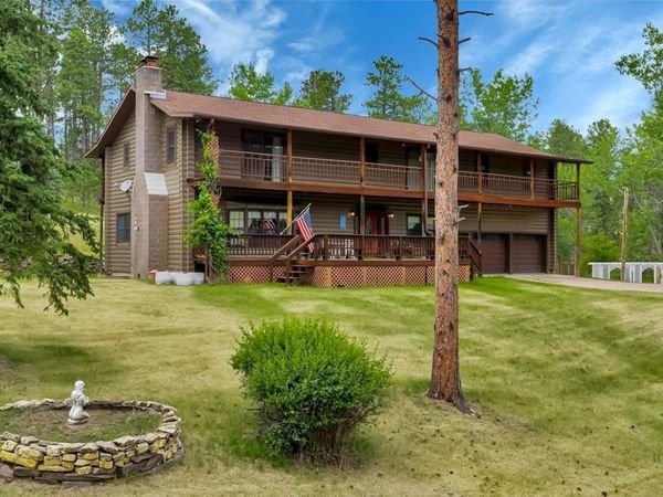 8205 RED DEER DR, Rapid City, SD 57702