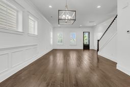 2554 Josiah Street photo 4